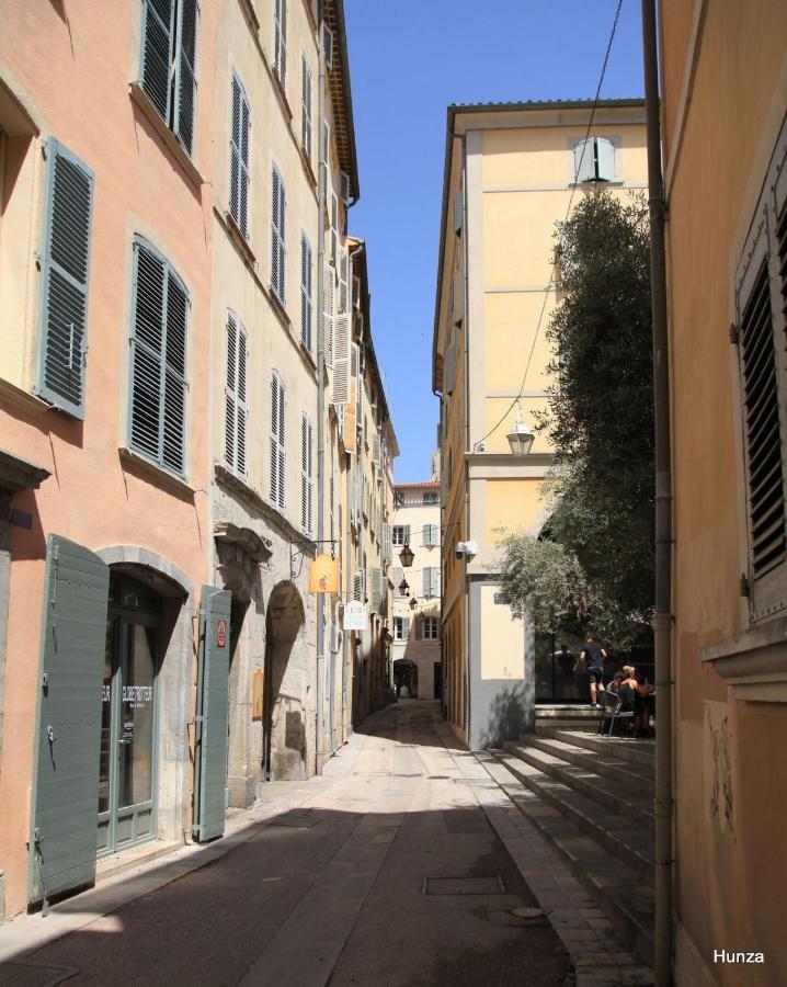 Loft 80M2 En Plein Coeur De La Vieille Ville 3 Etoiles Toulon Bagian luar foto