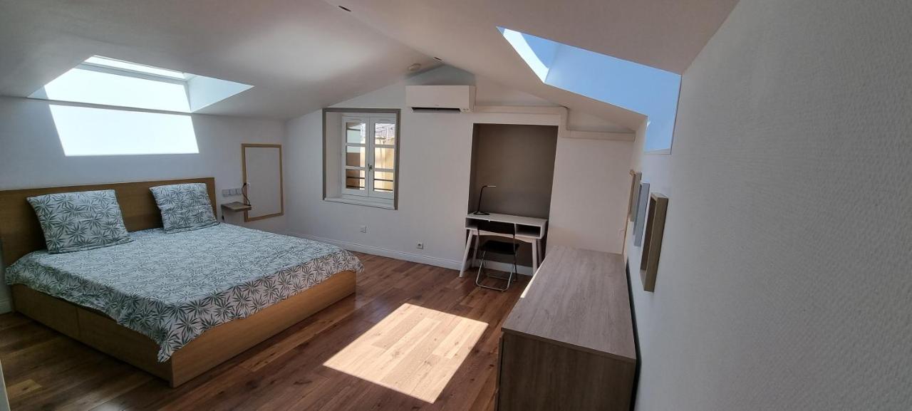 Loft 80M2 En Plein Coeur De La Vieille Ville 3 Etoiles Toulon Bagian luar foto