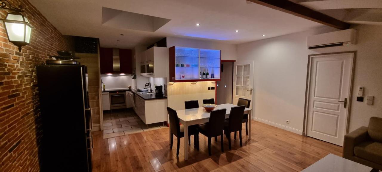 Loft 80M2 En Plein Coeur De La Vieille Ville 3 Etoiles Toulon Bagian luar foto