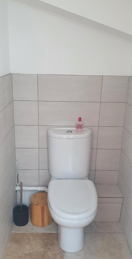 Loft 80M2 En Plein Coeur De La Vieille Ville 3 Etoiles Toulon Bagian luar foto